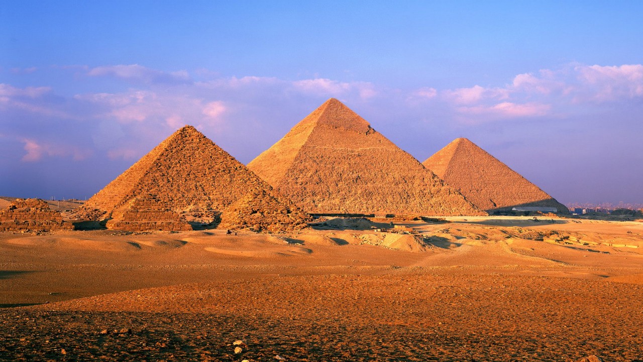 Global Treasures: The Great Pyramid - Gizeh Cheops Pyramid Egypt