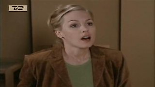 Beverly Hills 90210 Season 10 Episode 22 Beverly Hills 90210 Season 10 Episode 22