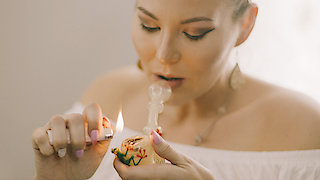 Weediquette Season 4 Episode 1 Weediquette Season 4 Episode 1