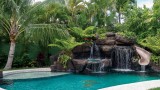 Cool Pools in Arizona, Hawaii and Texas