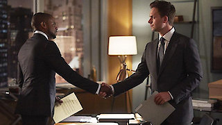 Suits - The Statue