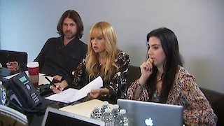 watch the rachel zoe project Rachel zoe is the real thing she is a stylist who knows the fashion industry and this docudrama reality series goes behind the scenes with rachel and her assistants. watch the rachel zoe project Rachel zoe is the real thing she is a stylist who knows the fashion industry and this docudrama reality series goes behind the scenes with rachel and her assistants.