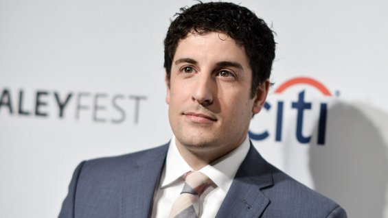 Jason Biggs Apologizes for Tweeting Joke About Crashed Malaysia Airlines Flight MH17