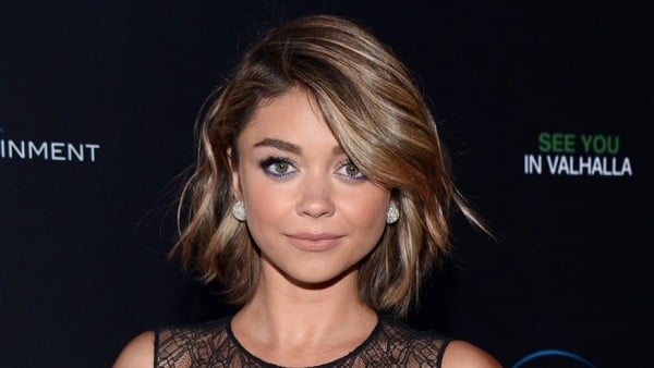 Sarah Hyland Apologizes for Posting Naked Selfie (Sort Of)