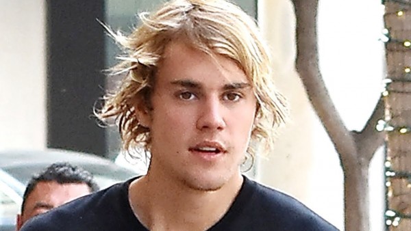 Justin Bieber Offers Prayers for Demi Lovato