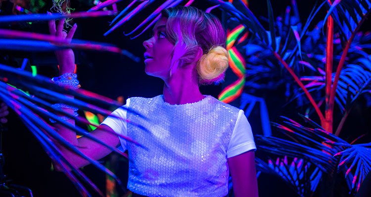 Netflix Takes a Run at EDM World with XOXO