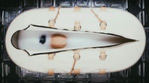 Yet Another 'American Horror Story' Season 2 Promo: The Scariest Bath Time