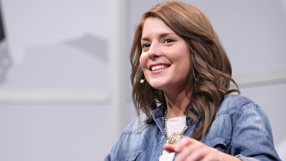 YouTube Star Grace Helbig Lands TV Show on E!