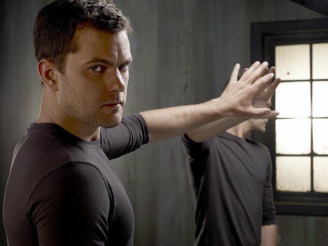 'Fringe' Season 4 Premieres Tonight: Watch 3 Preview Clips!