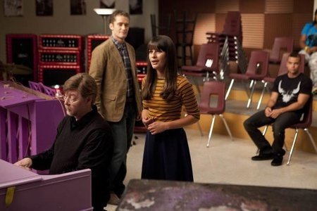 'Glee' Season 3, Episode 1 Recap & Song List - 'The Purple Piano Project'