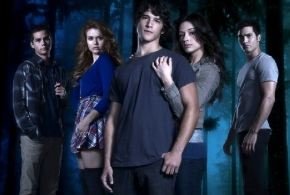 VIDEO: Watch an 8-Minute Preview of MTV's 'Teen Wolf'
