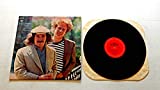 SIMON AND GARFUNKEL'S GREATEST HITS - Columbia Records 1972 - USED Vinyl LP Record - 1972 Pressing - The Sound Of Silence - Cecilia - The Boxer - El Condor Pasa - Bridge Over Troubled Water - America