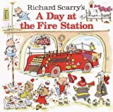 Richard Scarry's A Day at the Fire Station (Pictureback(R))