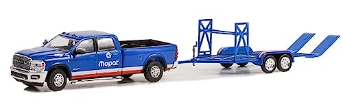 Greenlight Hollywood 32250-D Hitch & Tow Series 25 - 2020 Ram 2500 Laramie with Tandem Car Trailer 1/64 Scale