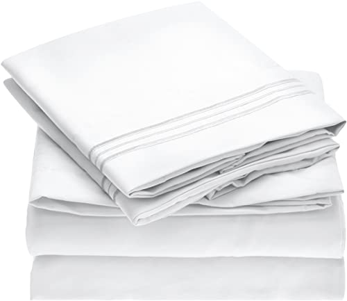 Mellanni Queen Sheet Set - Hotel Luxury Bedding Sheets & Pillowcases - Extra Soft Cooling Bed Sheets - Deep Pocket up to 16 inch Mattress - Wrinkle, Fade, Stain Resistant - 4 Piece (Queen, White)