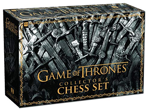 USAOPOLY Game of Thrones Collector's Chess Set | Collectible 32 Custom Sculpt Chess Pieces HBO Game of Thrones TV Characters