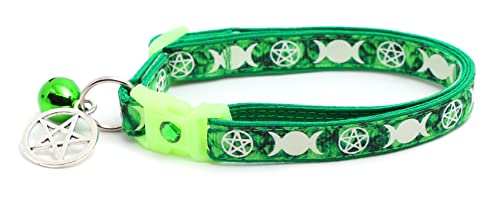 Wicca Cat Collar with Occult Charm & Bell | Witchs Familiar Cat Collar | Witch Kitten Collar Charms | Glow in The Dark | Safety Breakaway Collar (Large(10lbs & Up), Emerald)