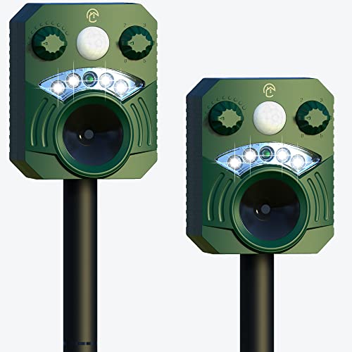 Careland 2 Pcs Solar Deer Repellent Outdoor Animal Cat Repellent Device Repel Cats Dogs Deers Raccoon Skunk Waterproof