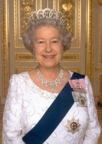 Does Queen Elizabeth II Sit On a Throne of David?