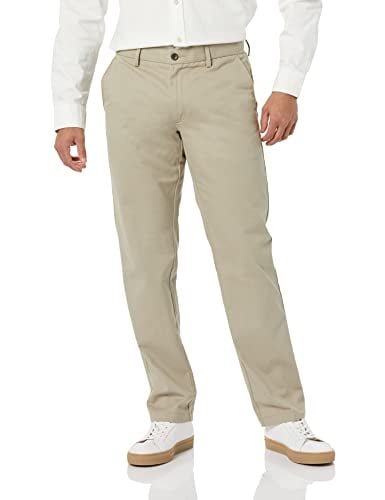 Amazon Essentials Men's Straight-Fit Wrinkle-Resistant Flat-Front Chino Pant, Khaki, 30W x 32L