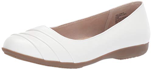 CLIFFS BY WHITE MOUNTAIN Clara Women's Ballet Flat, White/Burnished/Smooth, 7 W