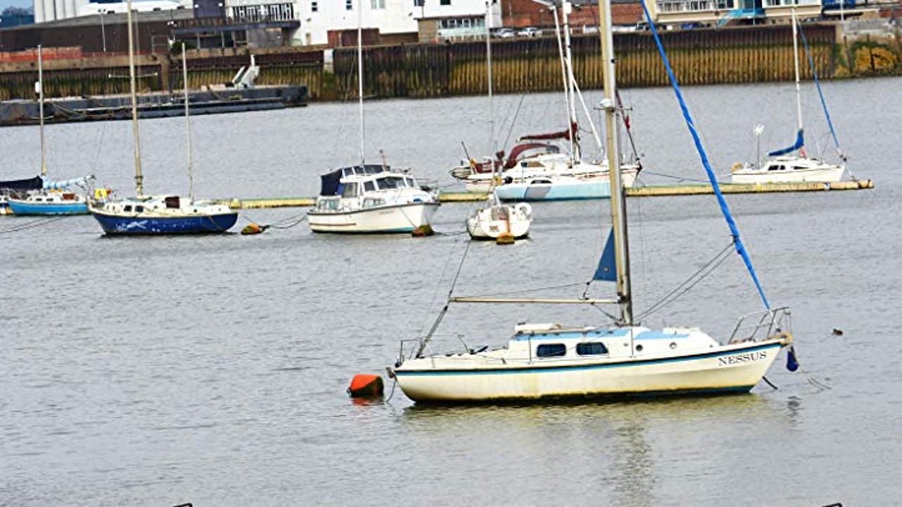 Relaxing River Thames