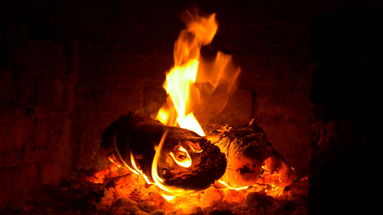 Campfire - beautiful closeup on the fire - 3 hours long