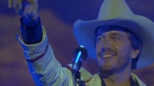 Watch Pure Country Online | 2002 Movie | Yidio