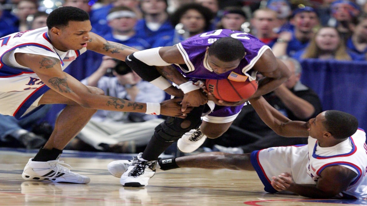 2007 NCAA[r] Division I Men's Basketball 1st Round - Kansas vs. Niagara