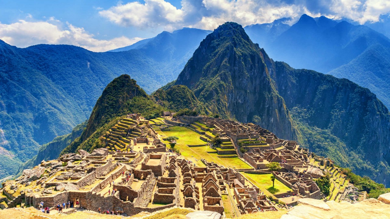 Globe Trekker: Peru