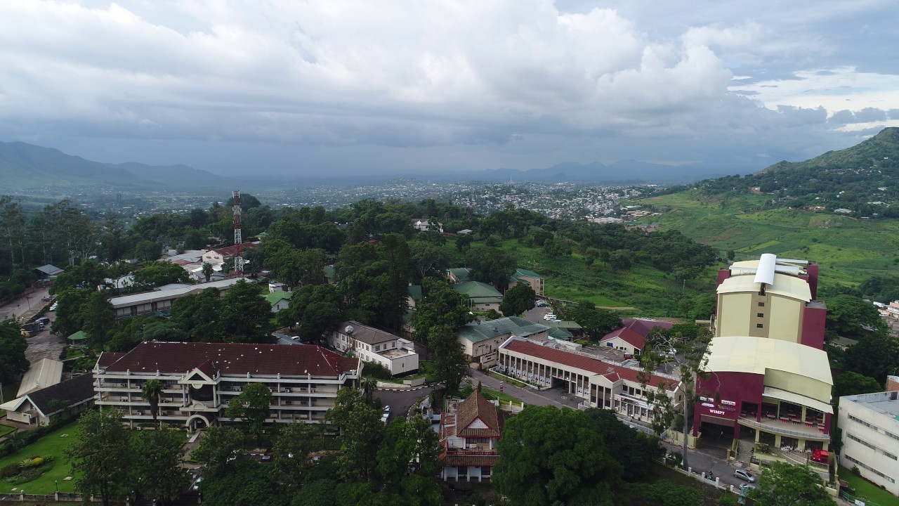 Globe Trekker - Malawi and Zambia