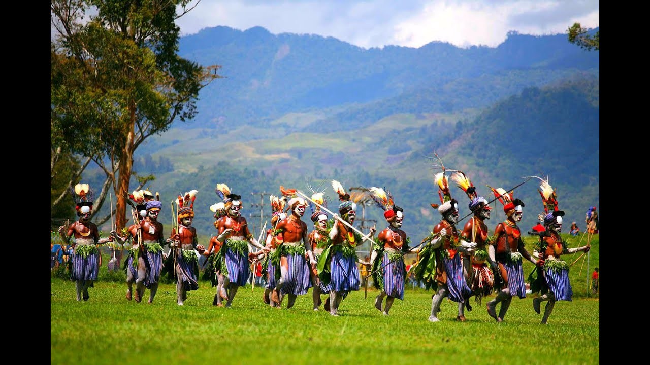 Globe Trekker - Papua New Guinea