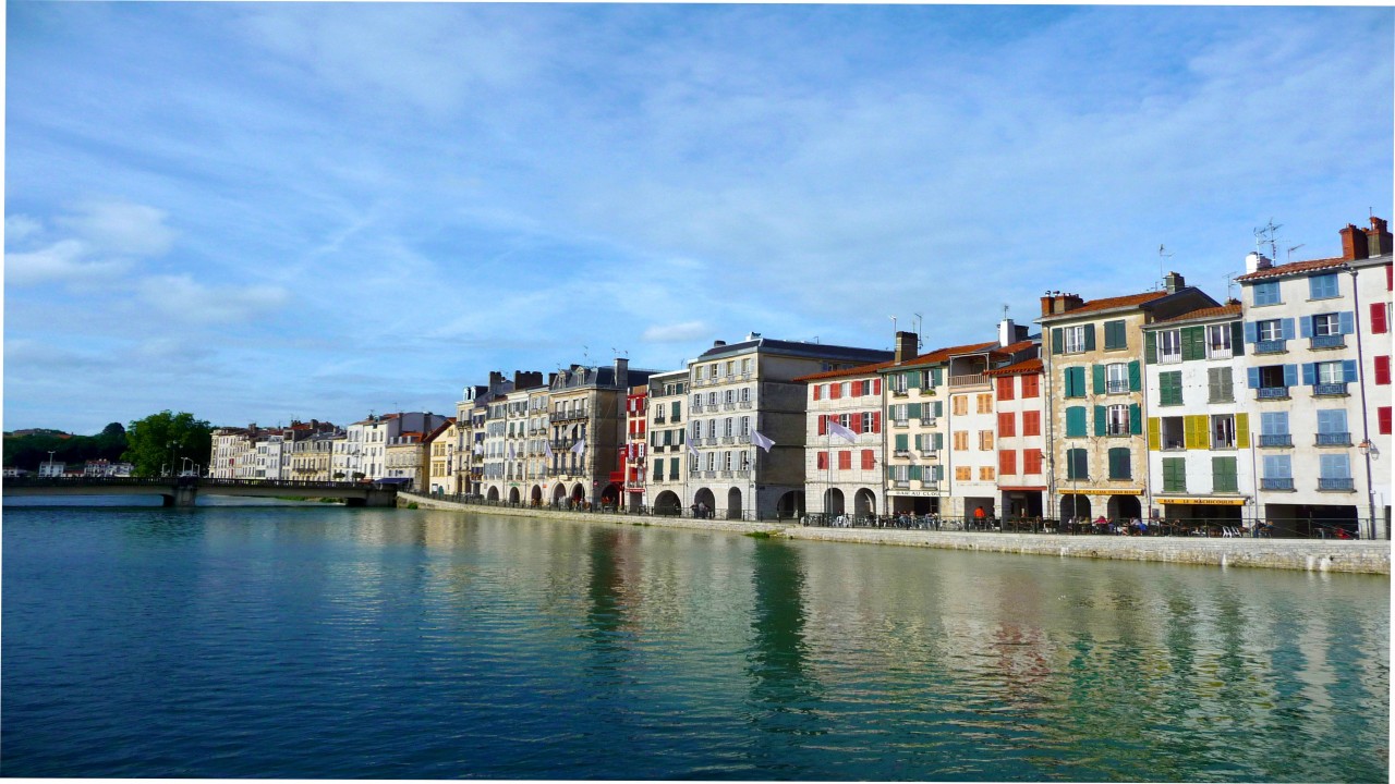 Globe Trekker - Southern France