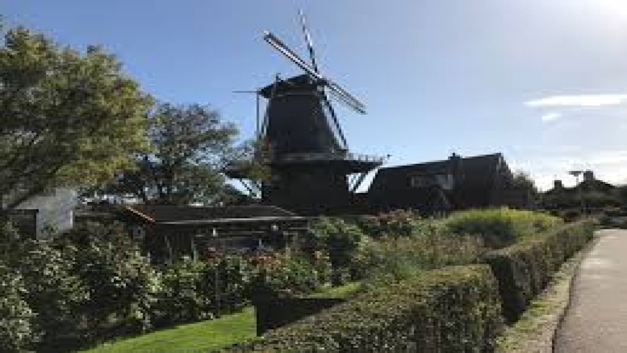 Back Roads of Europe WEST ACHTERHOEK THE NETHERLANDS