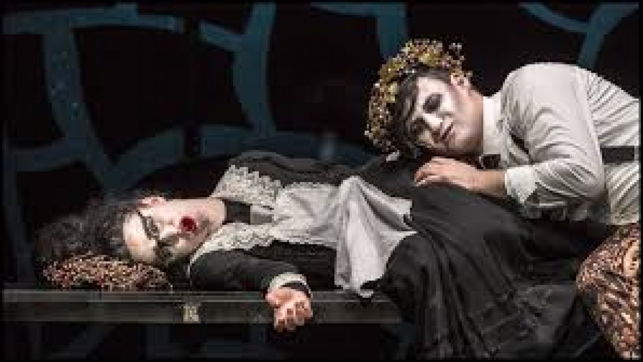 Sternenhoch Modern Opera