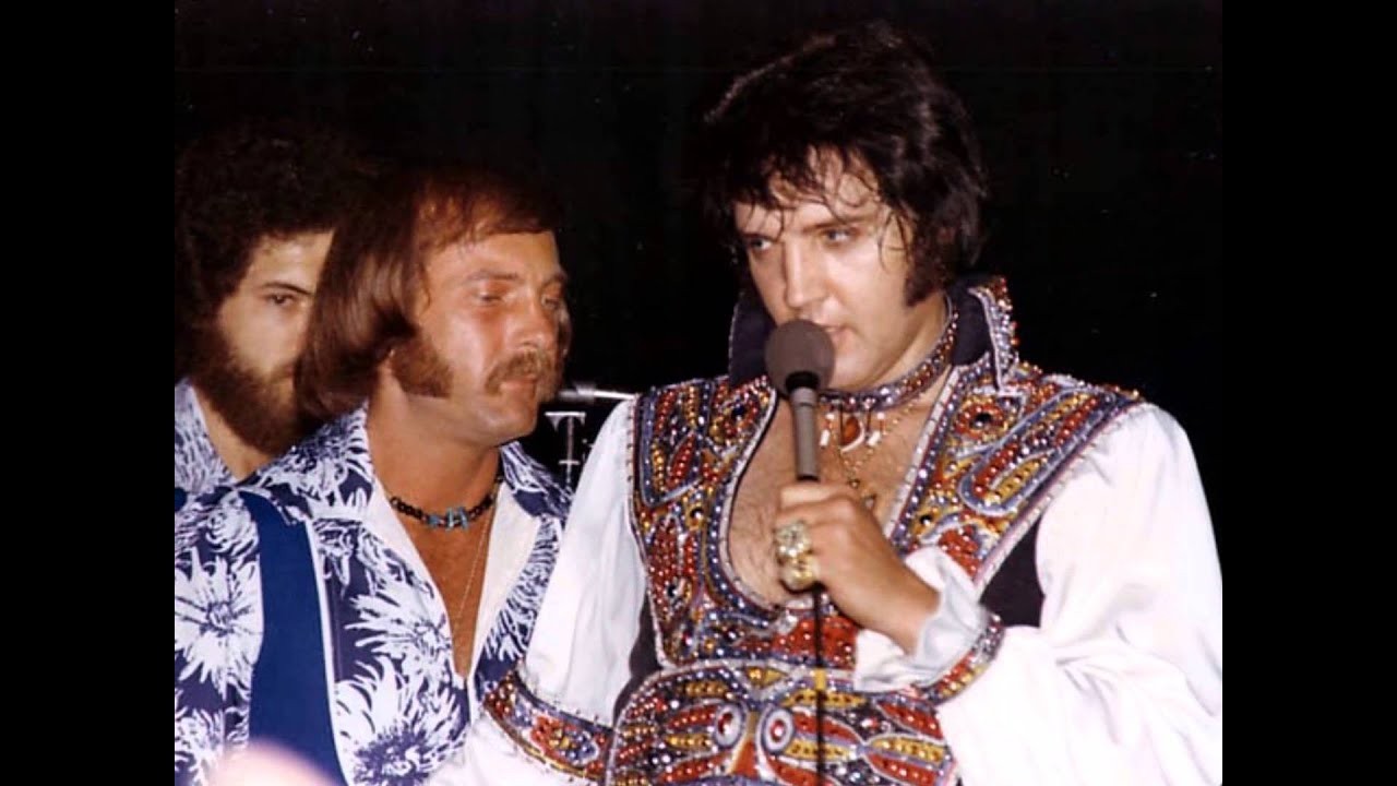 Elvis Presley: Lives On