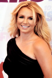 Biography: Britney Spears