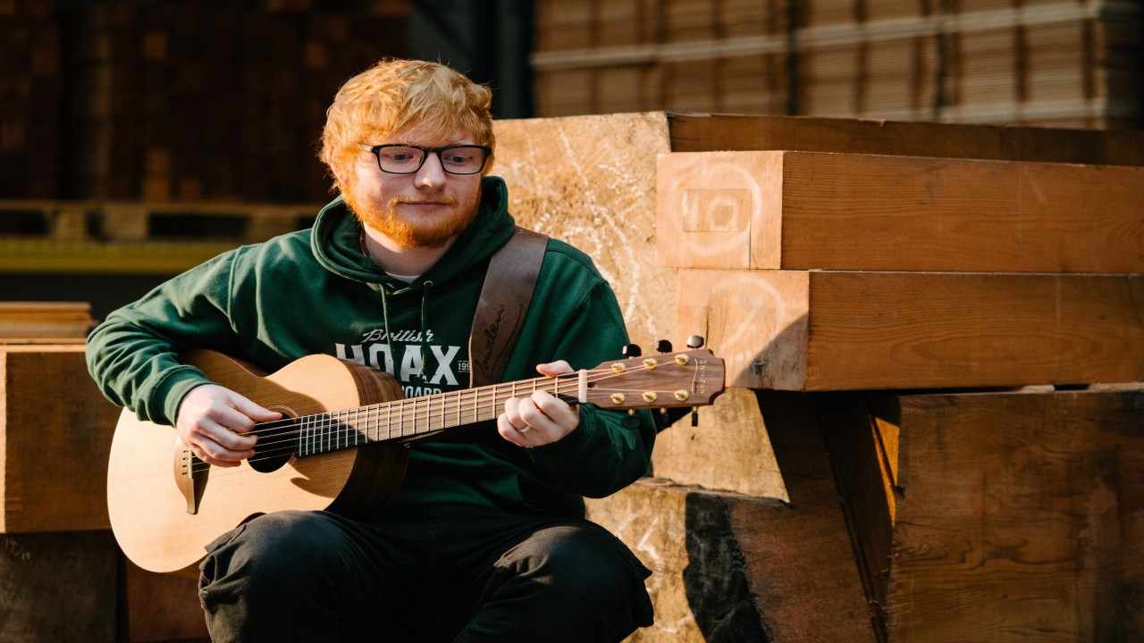 Ed Sheeran: Man  Guitar