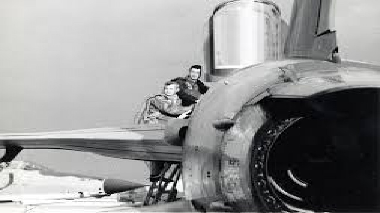 100 Missions: Surviving Vietnam