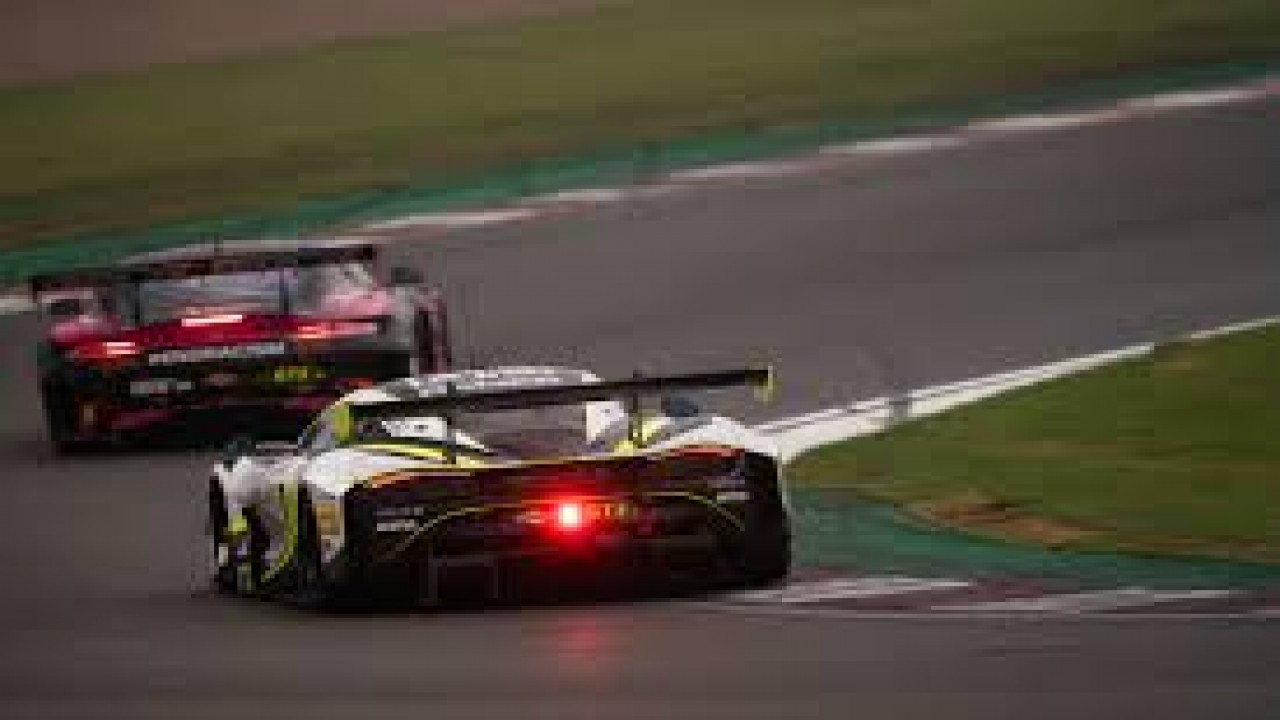 GT Cup 2020 Final Round Race THREE Donington