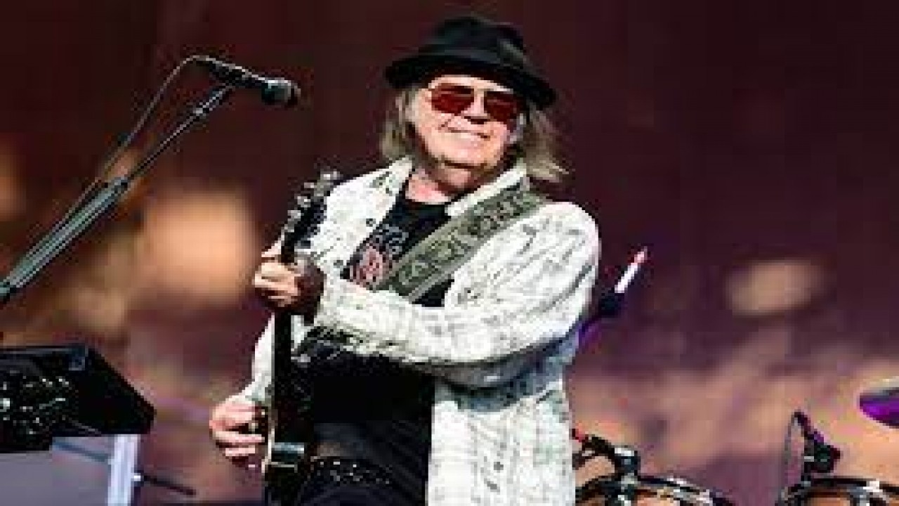 Neil Young: Return To Greendale