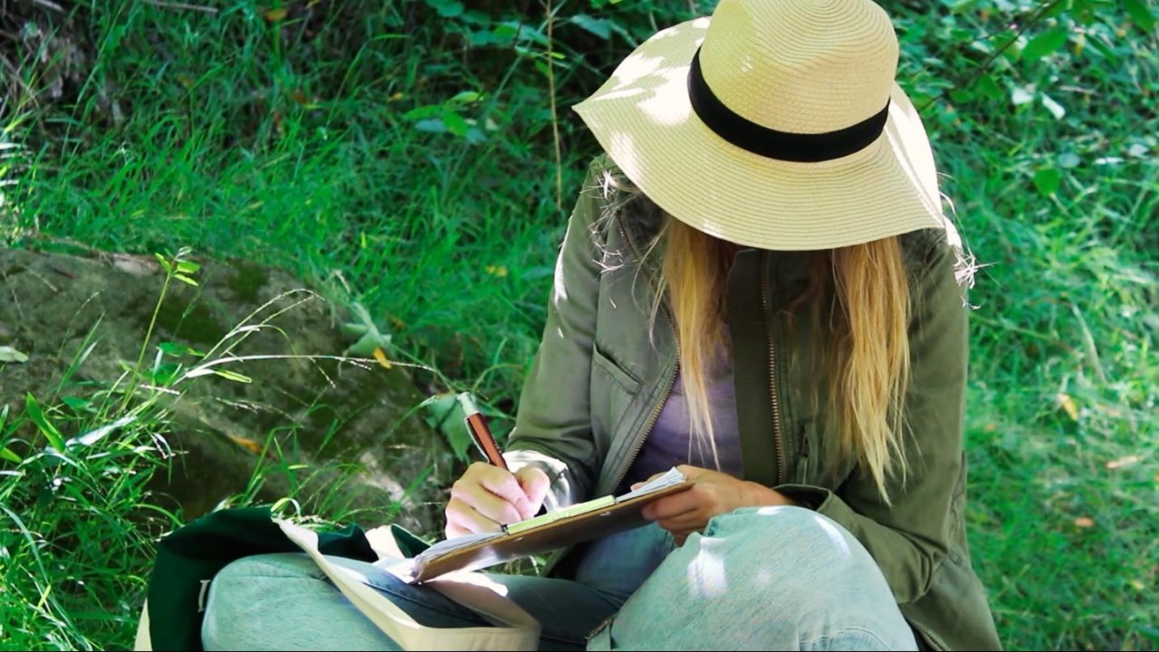 Peace Piece: The Immersive Poems Of Mandy Kahn