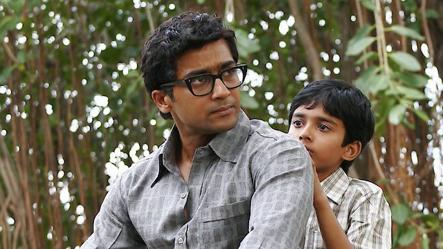 vaaranam aayiram reviews