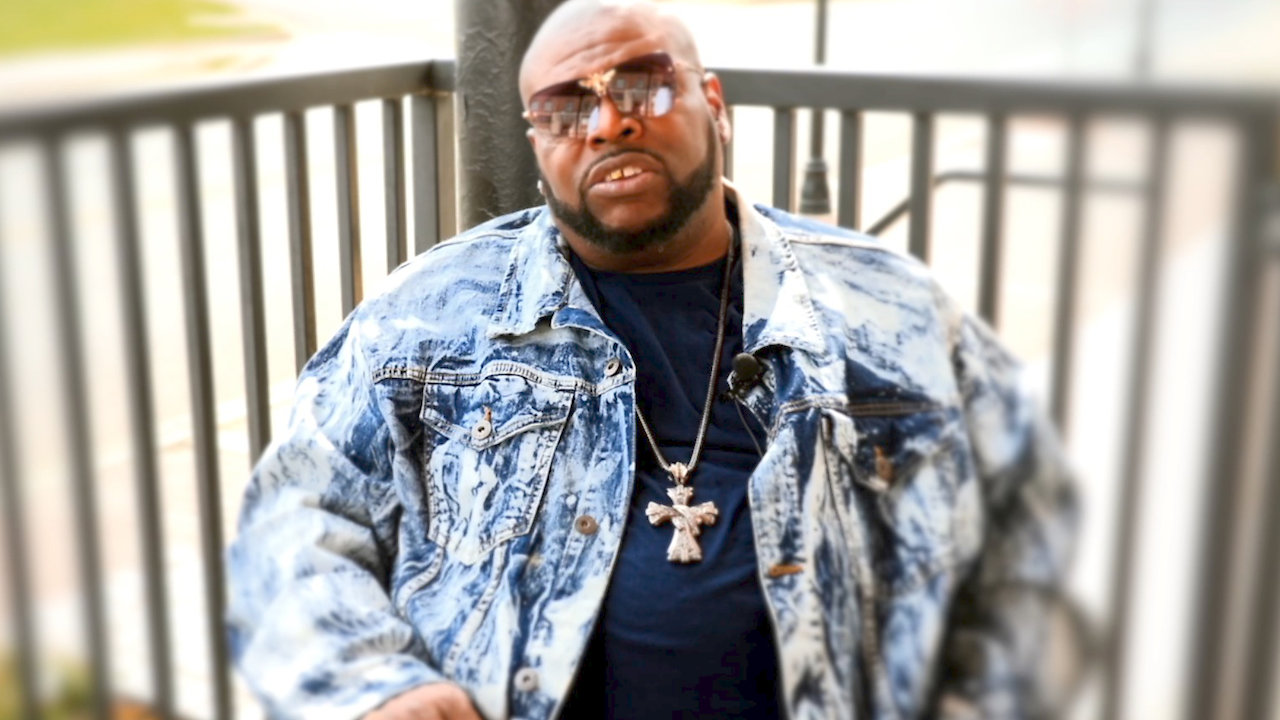 Benito, Behind the Hammer