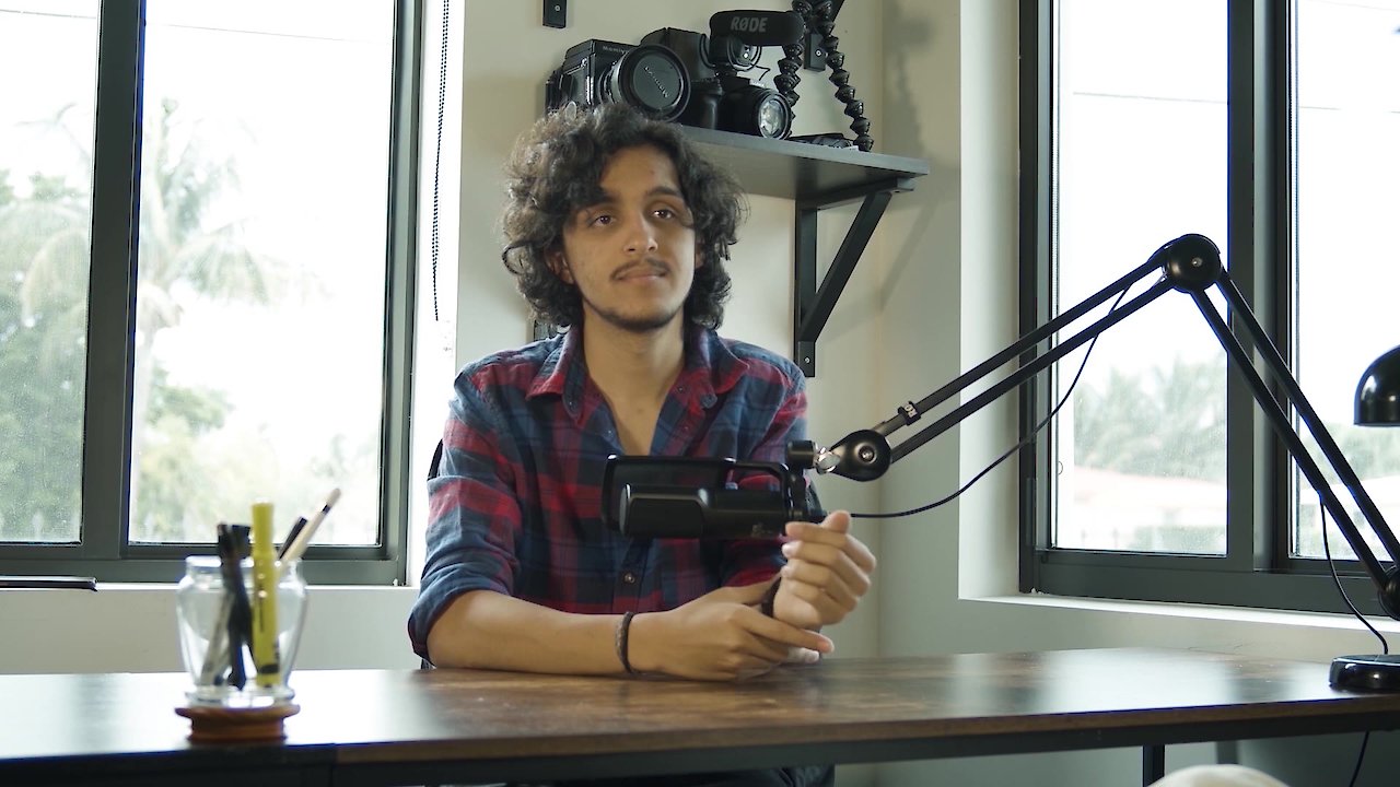 Shoestring Spectacle