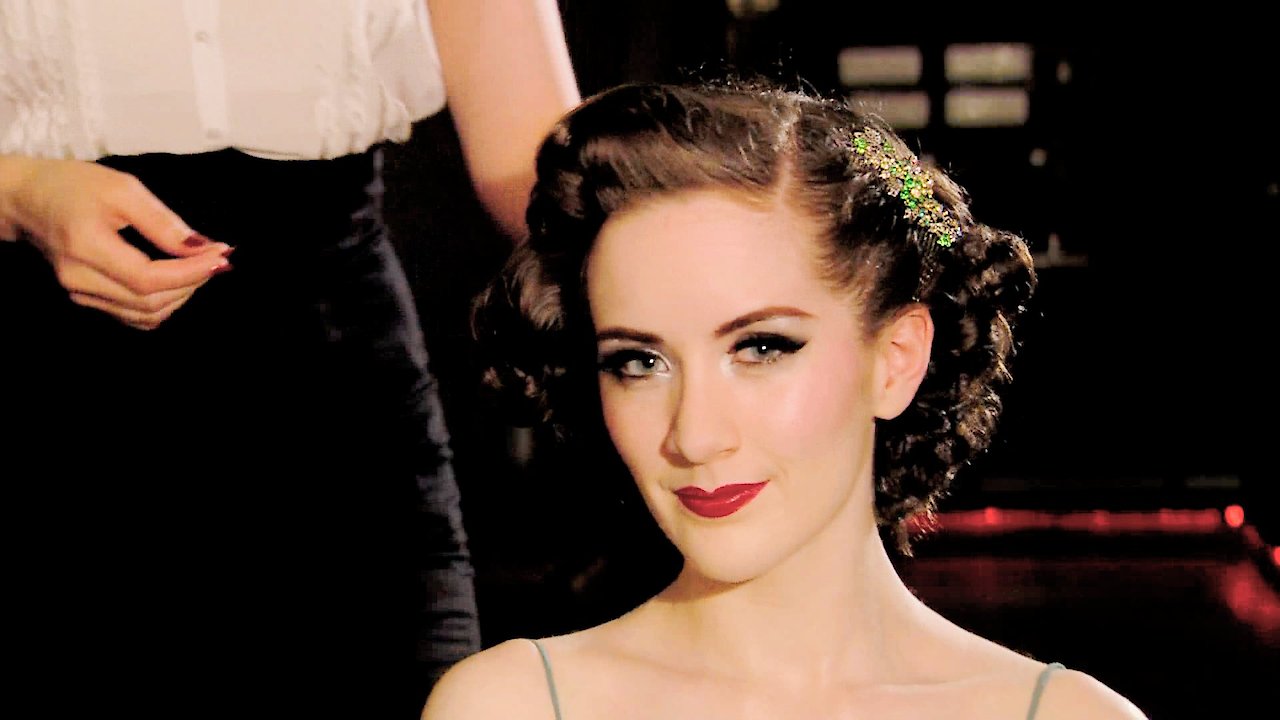 Bombshell Basics: A Pinup Model's Secrets Revealed! - with Bettina May