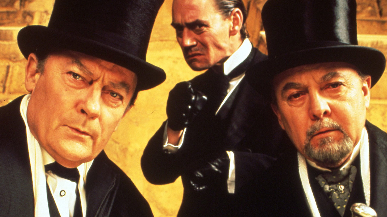 Hands of a Murderer: A Sherlock Holmes Mystery