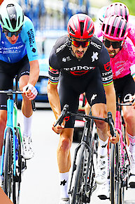 Serving for Justice: The Story of the 333rd Field Artillery Battalion