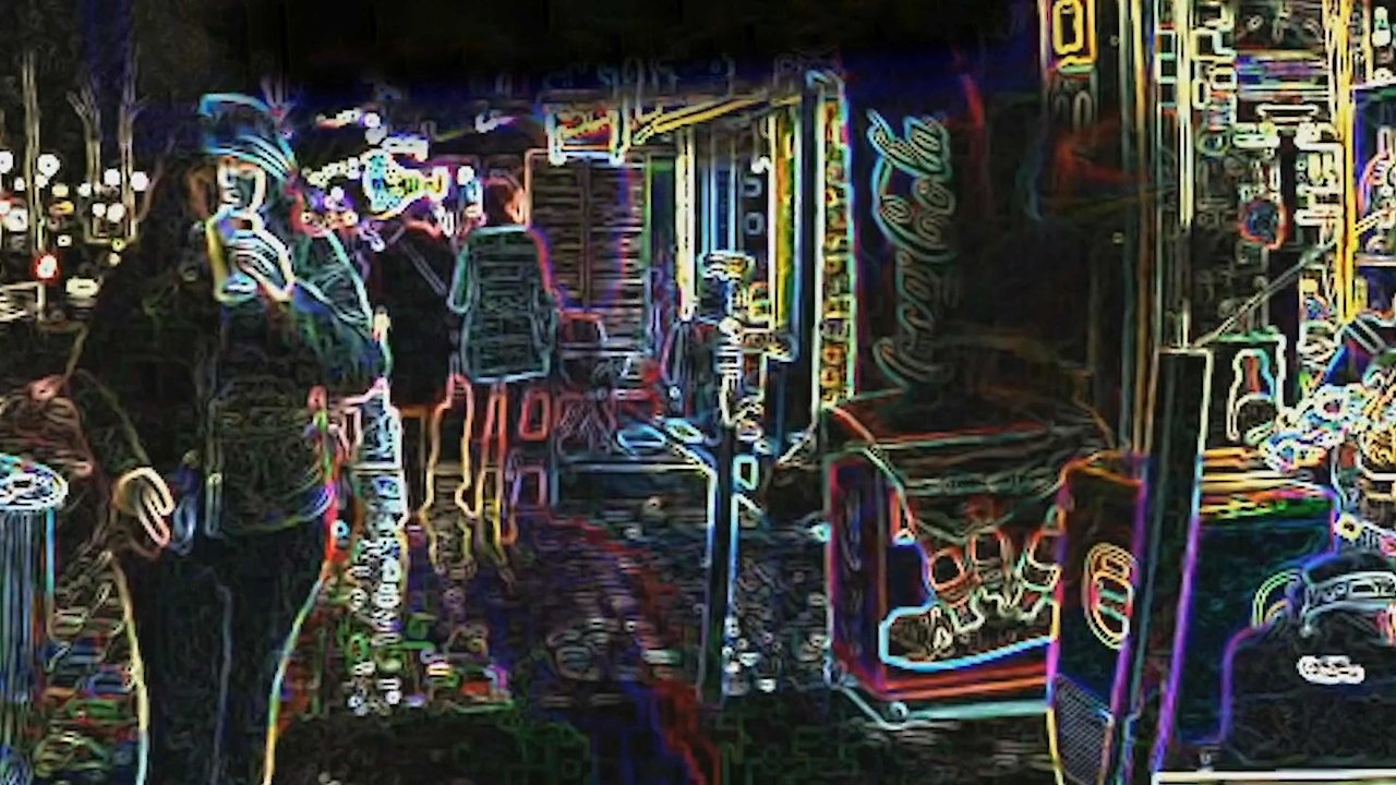 Hauntology of the Retrodromomania