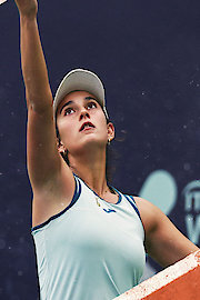 Astra Sharma - Leyre Romero Gormaz